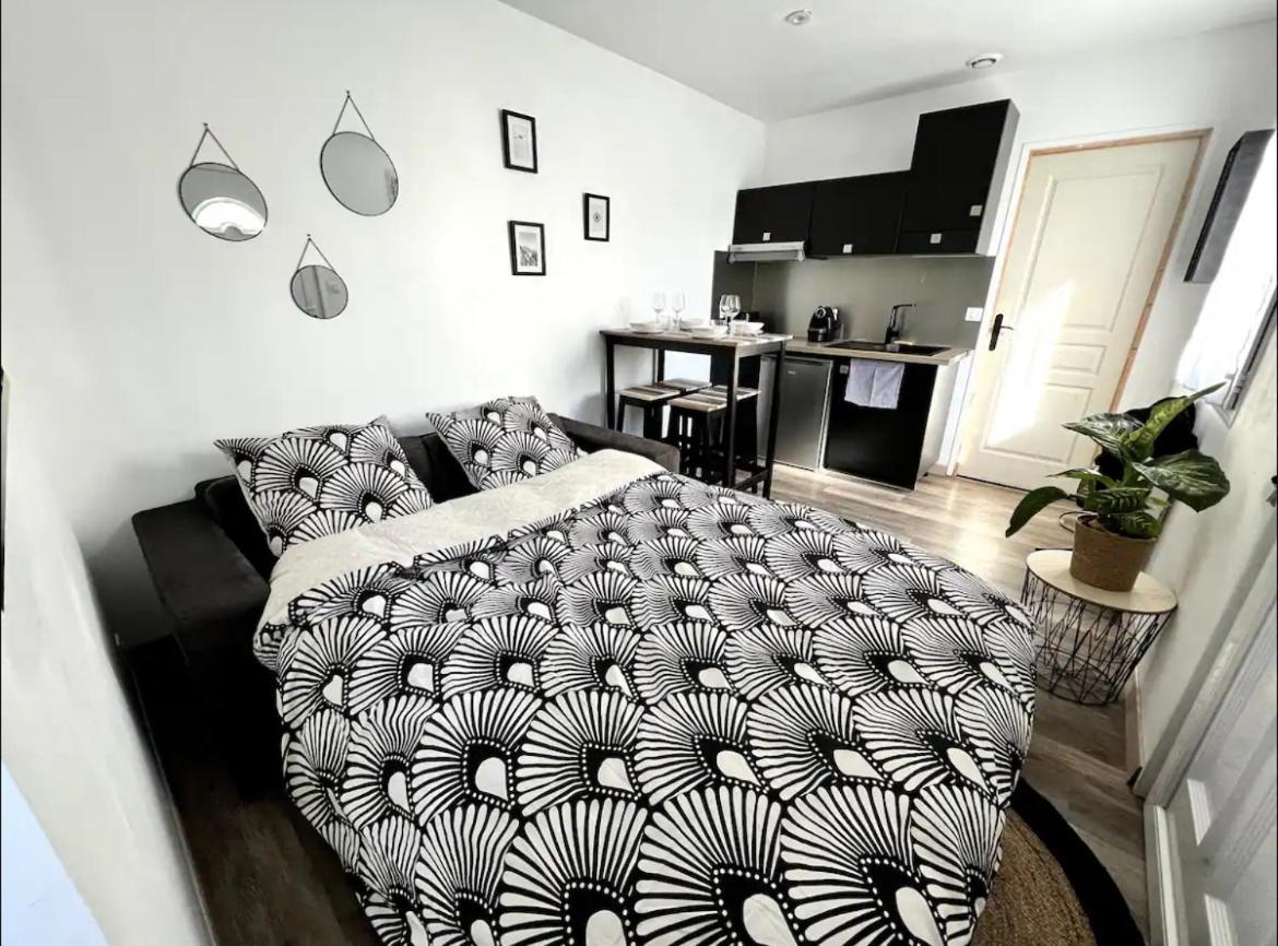 Joli Appartement Avec Parking La Rochelle  Exterior foto